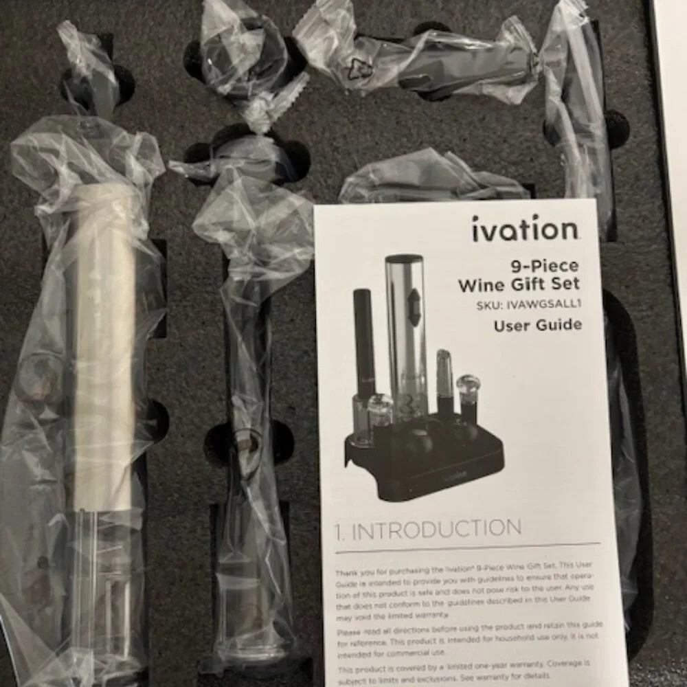 Ivation 9 Piece Wine Gift Set - New in Box